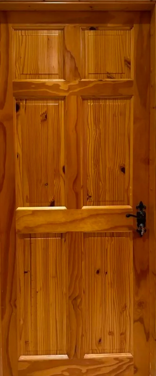 Pine Doors - Image 2