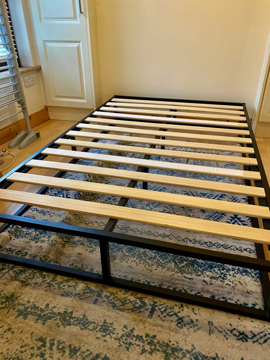 Double metal bed frame – never used (staging only) - Image 4