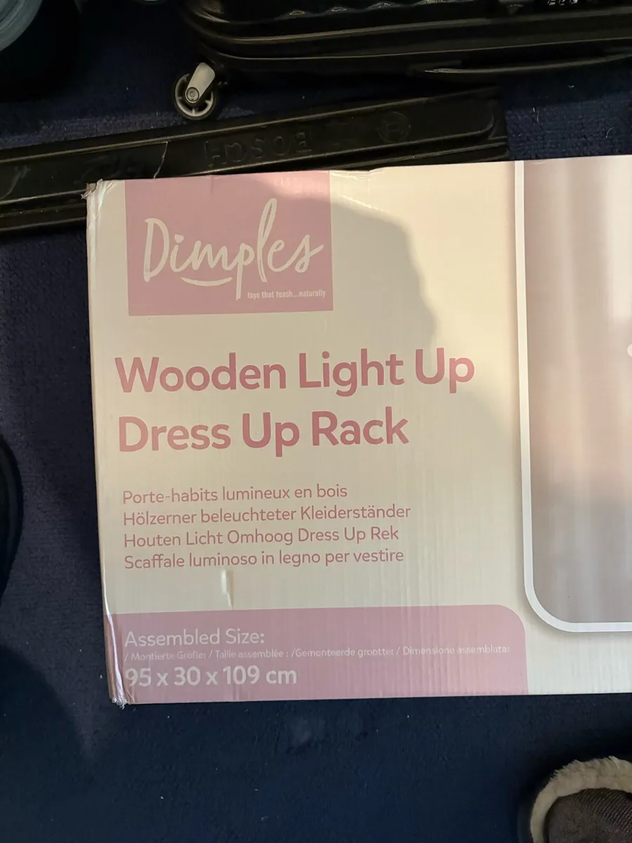 Dimples Wooden Dress-Up Rack with Light-Up Mirror - Image 4