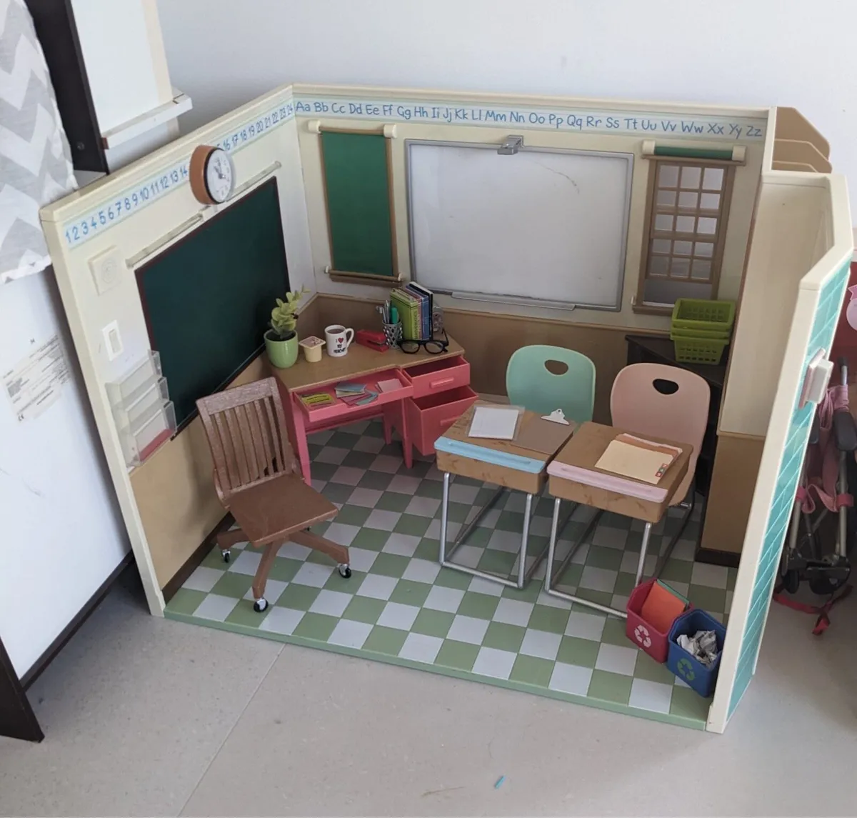 Our Generation Academy School Set - Image 1