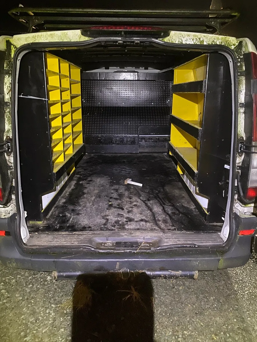 Mercedes Vito shelves - Image 1