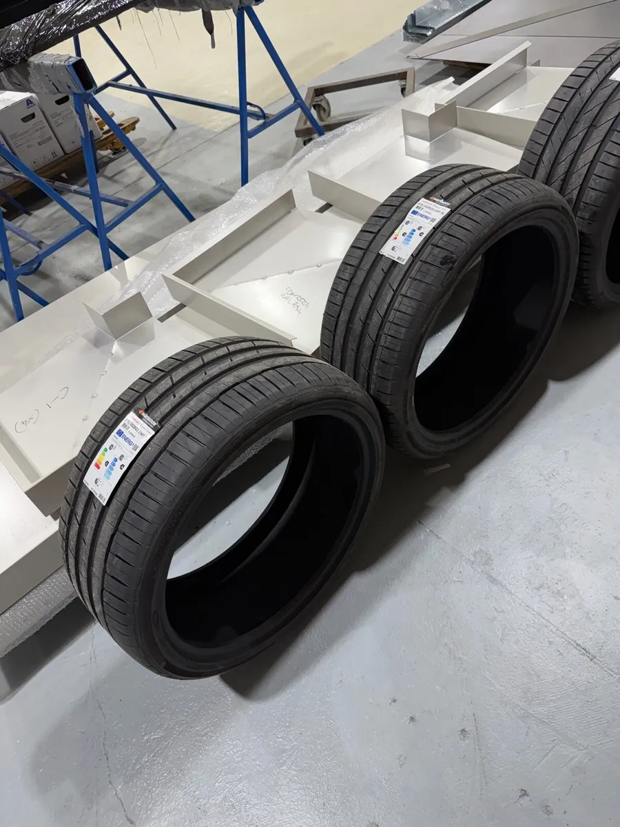 Tyres 22’ - Image 2