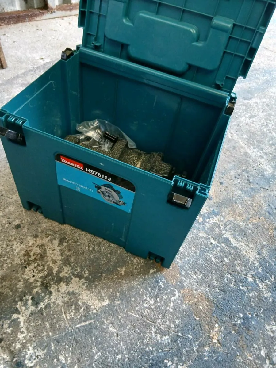 Makita saw - Image 1