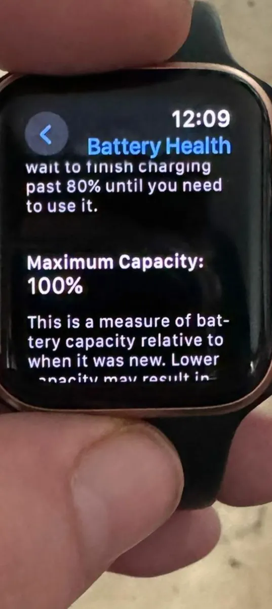 Genuine bronze Apple watch 2 Gen SE 40mm GPS - Image 3