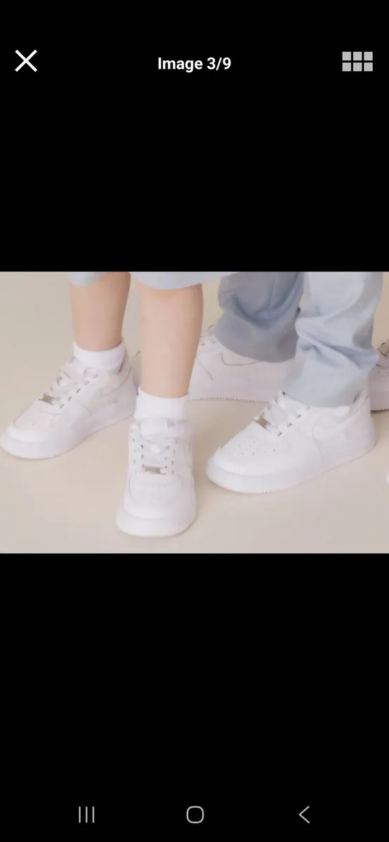 Boys suit age 4 - Image 3