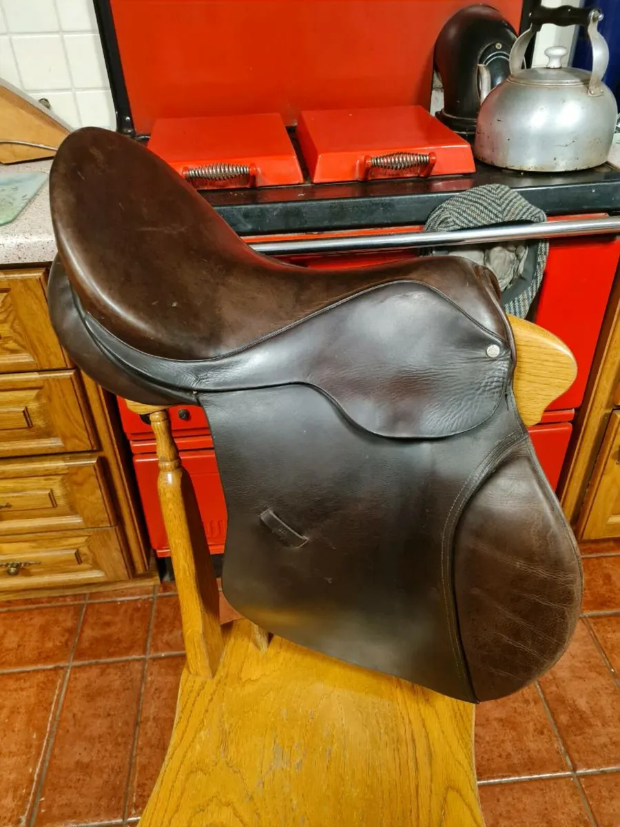 18" Berney saddle - Image 2