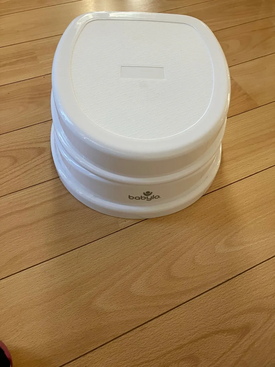 Child’s potty training combination - Image 3