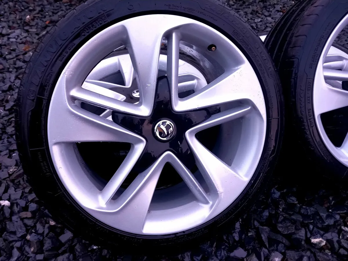 🌟 Insignia 19inch ▪︎Genuine rims▪︎ 🌟 - Image 3