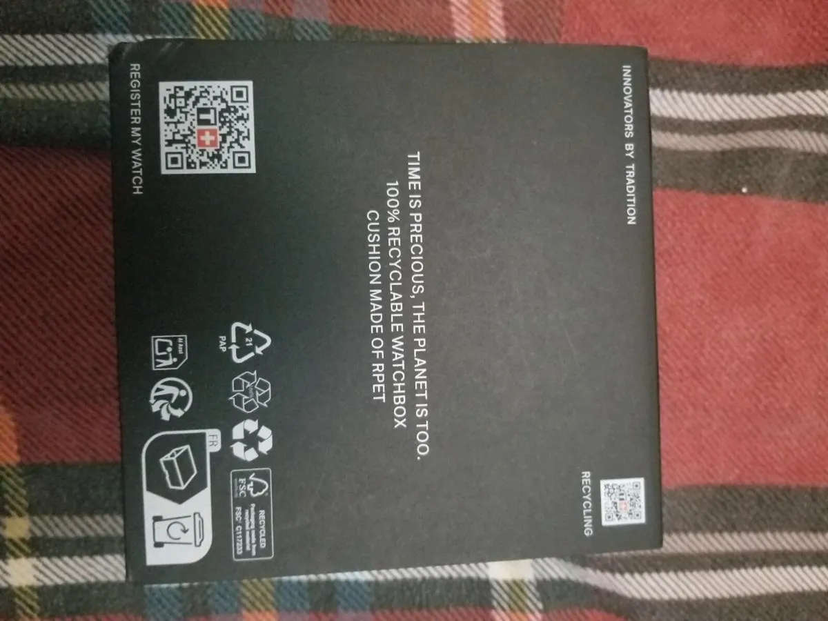 Tissot watch box and keanes gift bag - Image 2