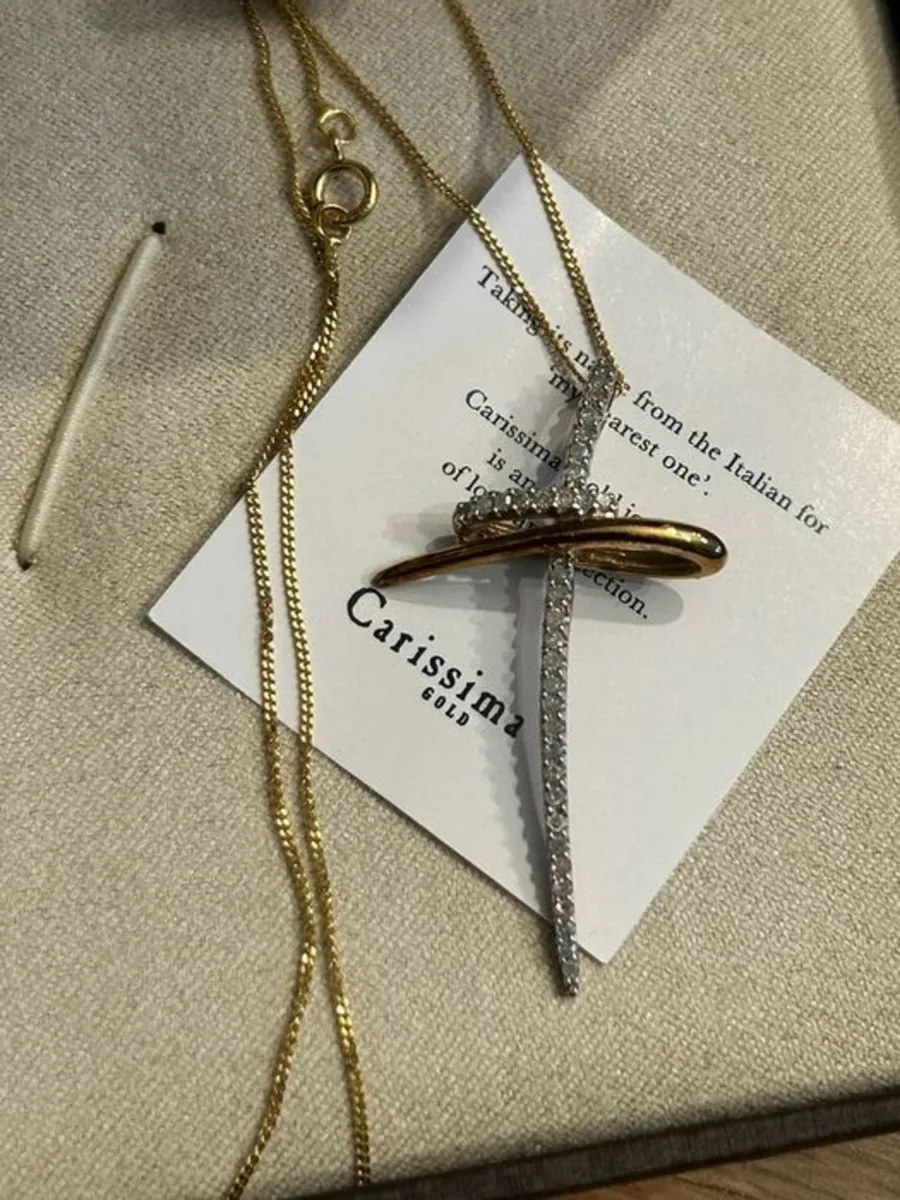 9Ct Gold with 0.2Ct Diamond Cross Pendant & Chain - Image 3