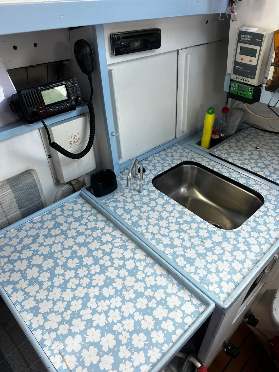 Albin vega 27 yacht - Image 4