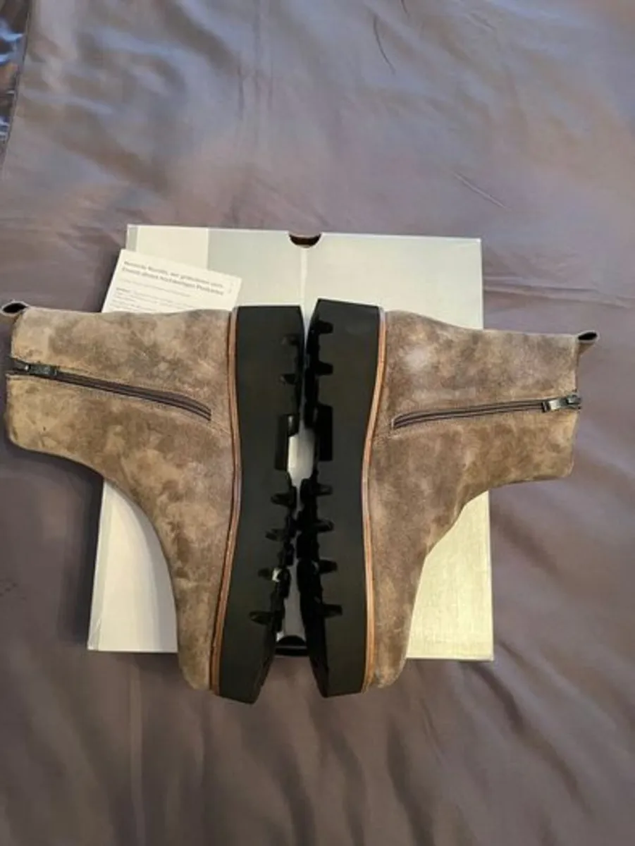 Ara womens leather boots 7uk 41eu NEW - Image 1