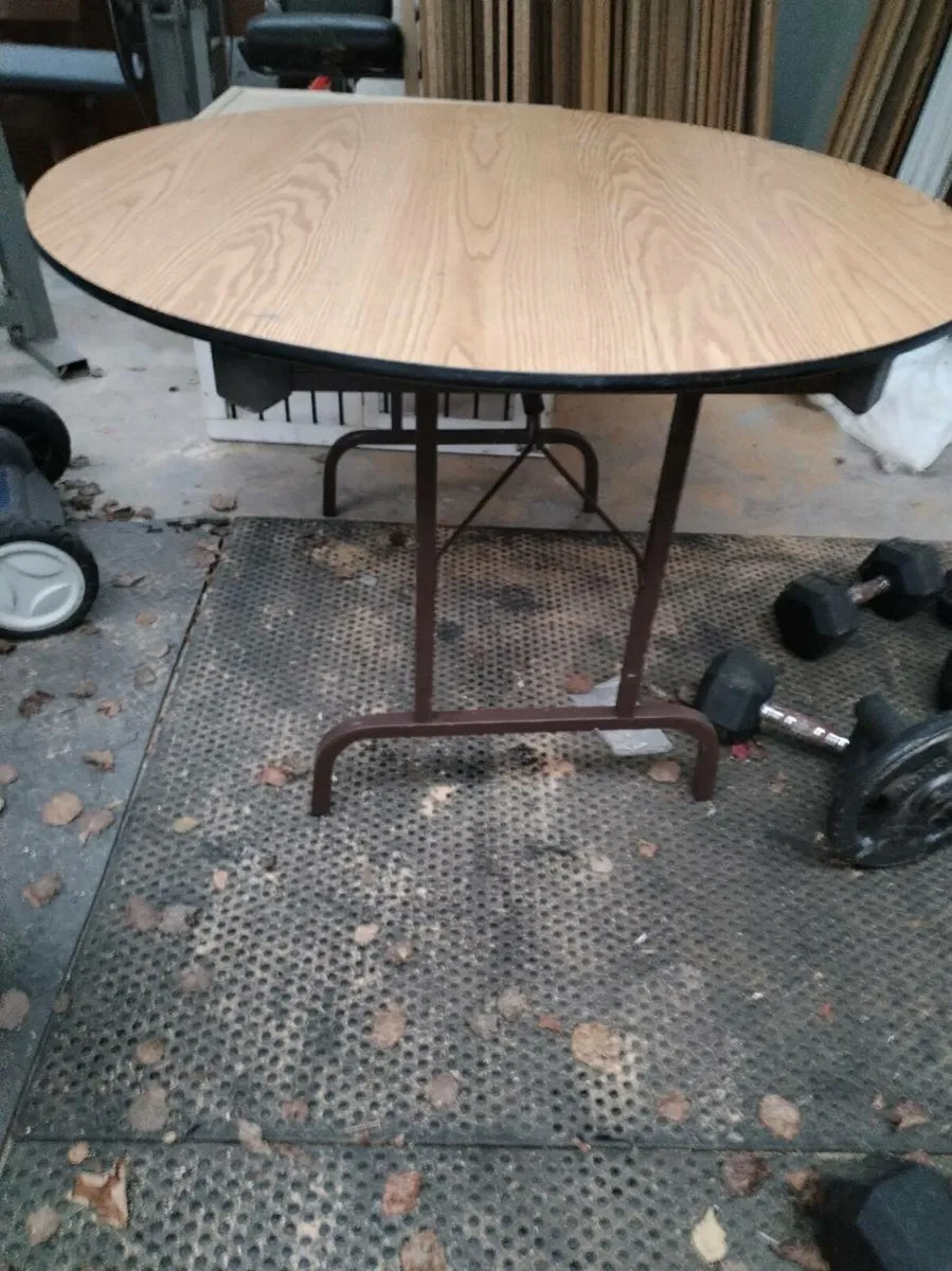 Folded table - Image 3