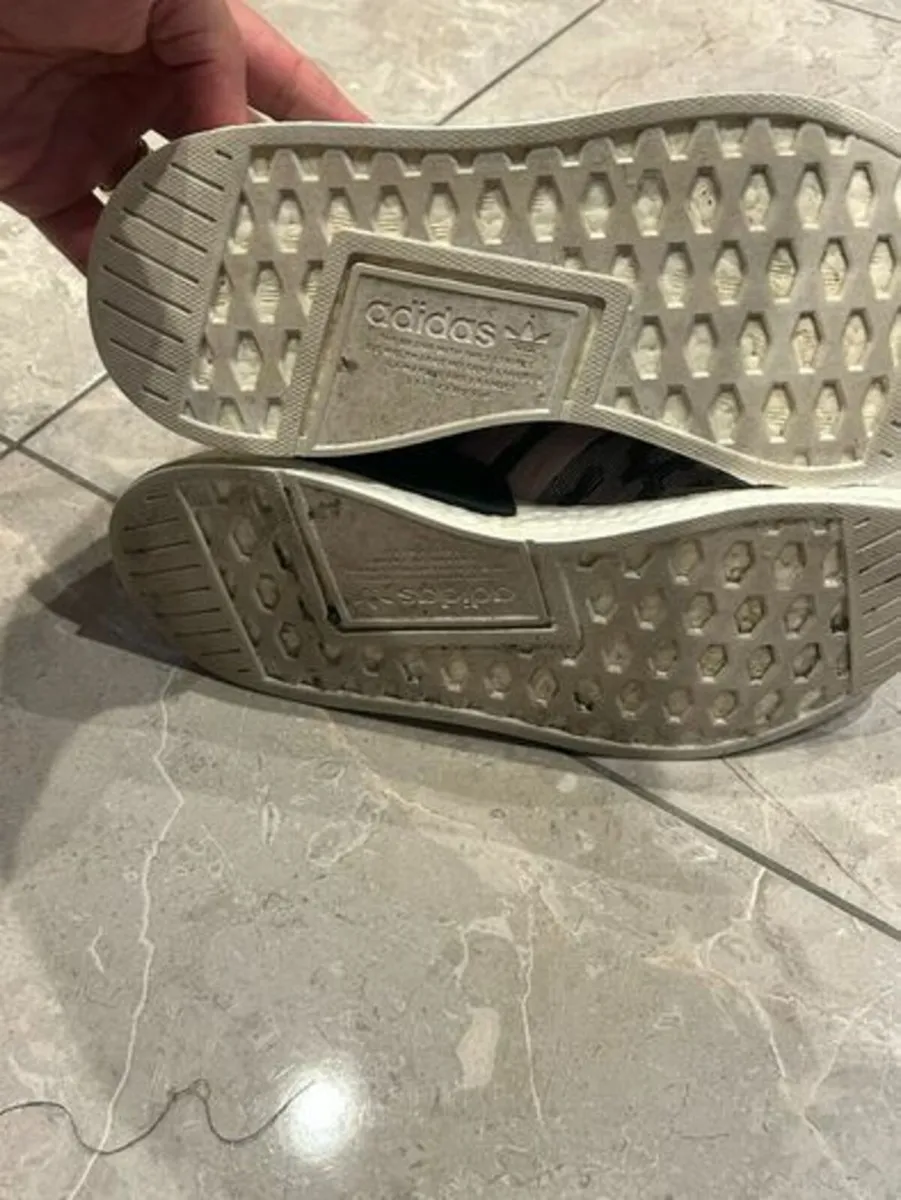 Adidas Boost Womens trainers 8uk 42eu - Image 2