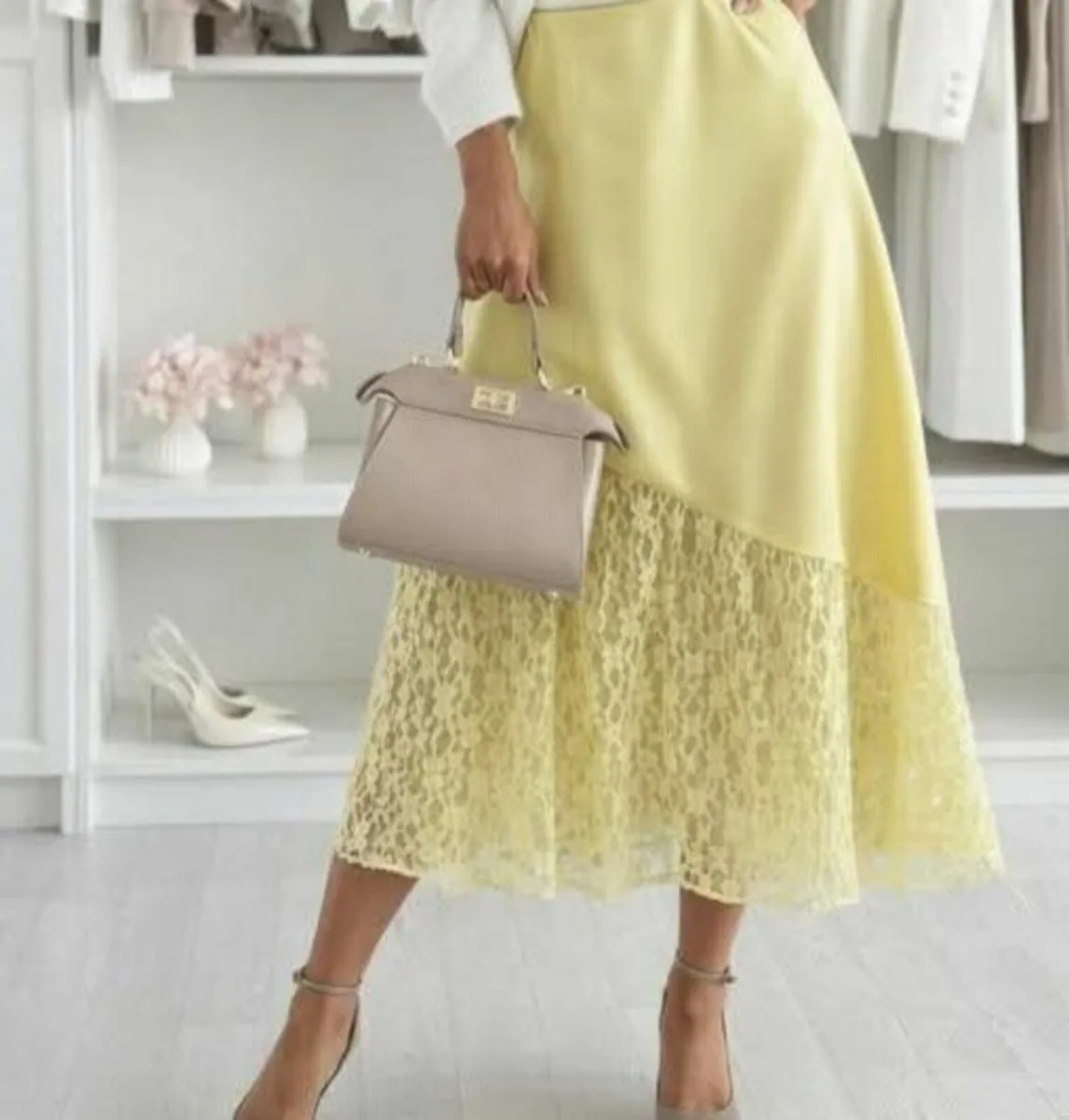 Yellow skirt - Image 1
