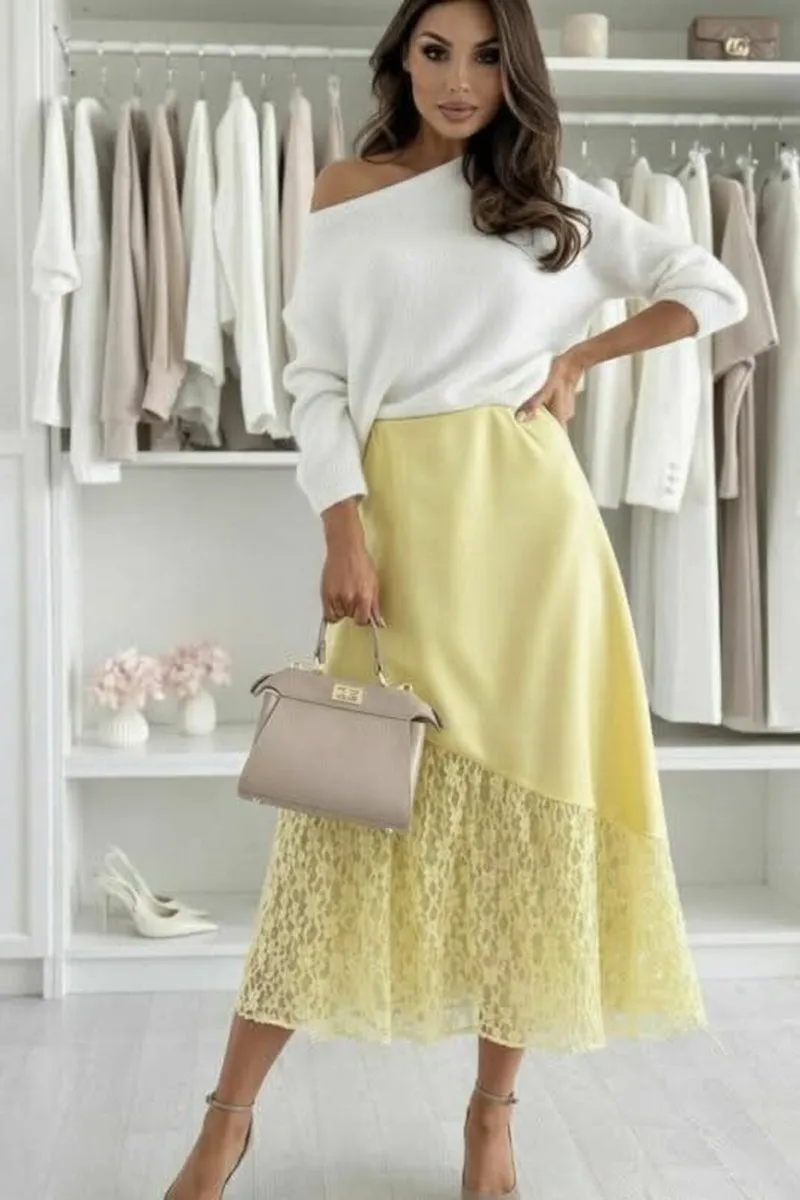 Yellow skirt - Image 2