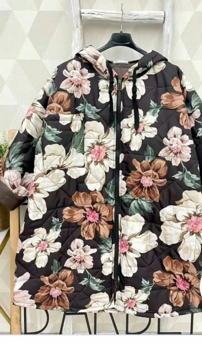 Coat one sz fits 12/18 - Image 2