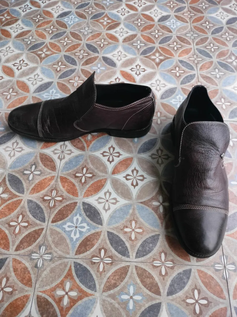 Spanish made brown, leather Shoes - Image 3