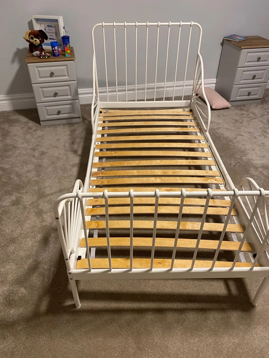 Toddler bed - Image 2
