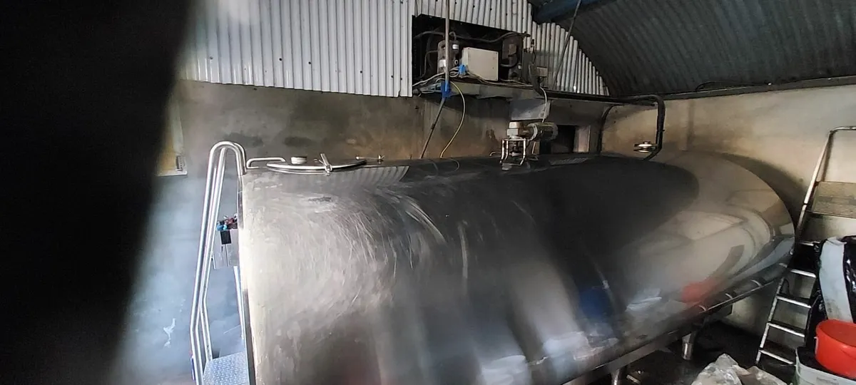 Mueller Milk Tank - Image 2