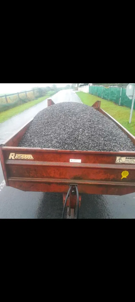 804, 3/4 millwaste, stone chips - Image 1