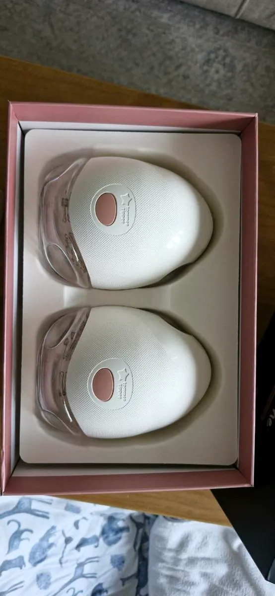 Tommee Tippee double breastpump hands free - Image 1