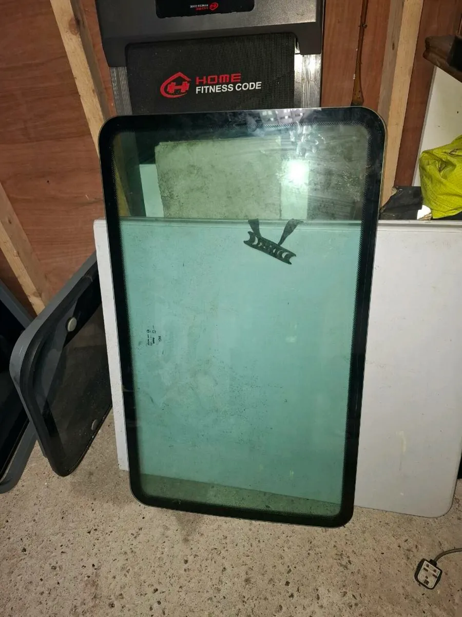 2x Campervan windows for sale.. - Image 1
