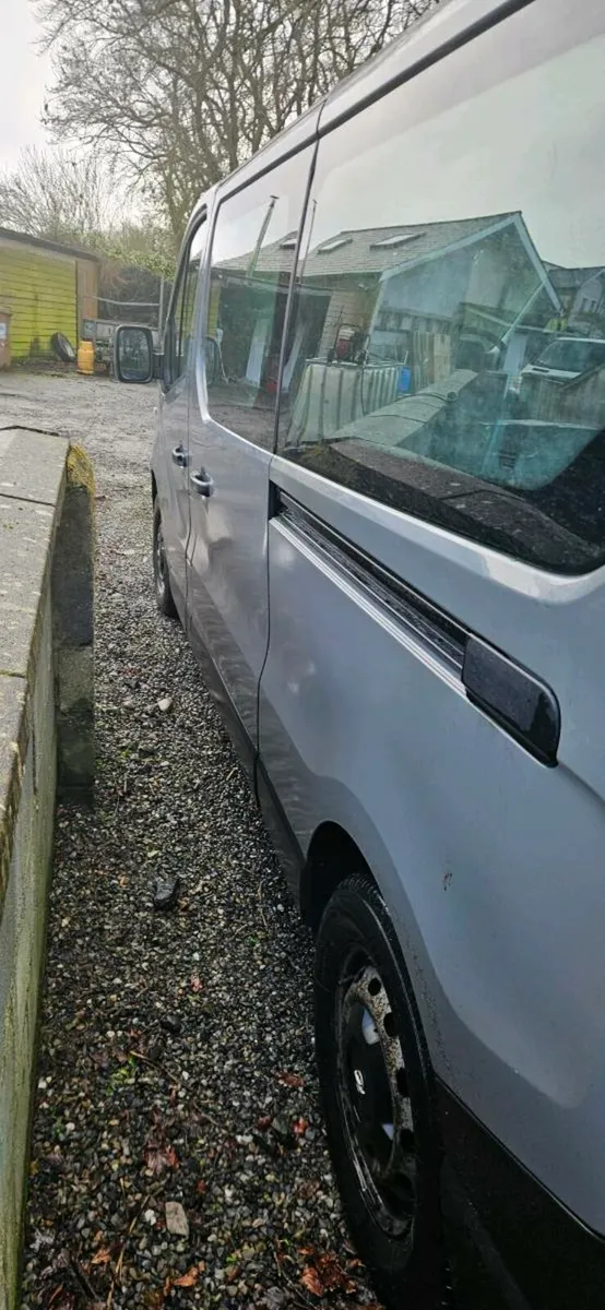 9 seater mini bus - Image 3