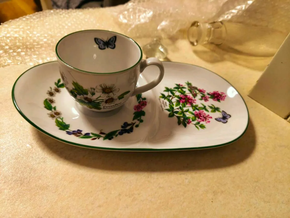 Royal Worcester 'herbs' duo, cup + sandwich plate - Image 1