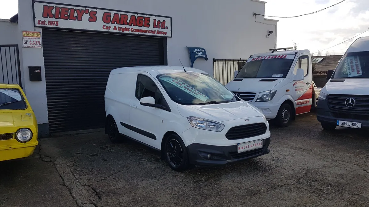 Ford Transit Courier 2015 TRENDLINE ((mint)) no va - Image 1