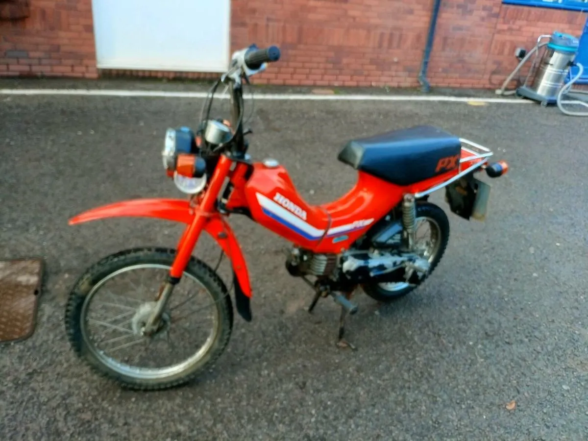 Vintage motorcycles - Image 3