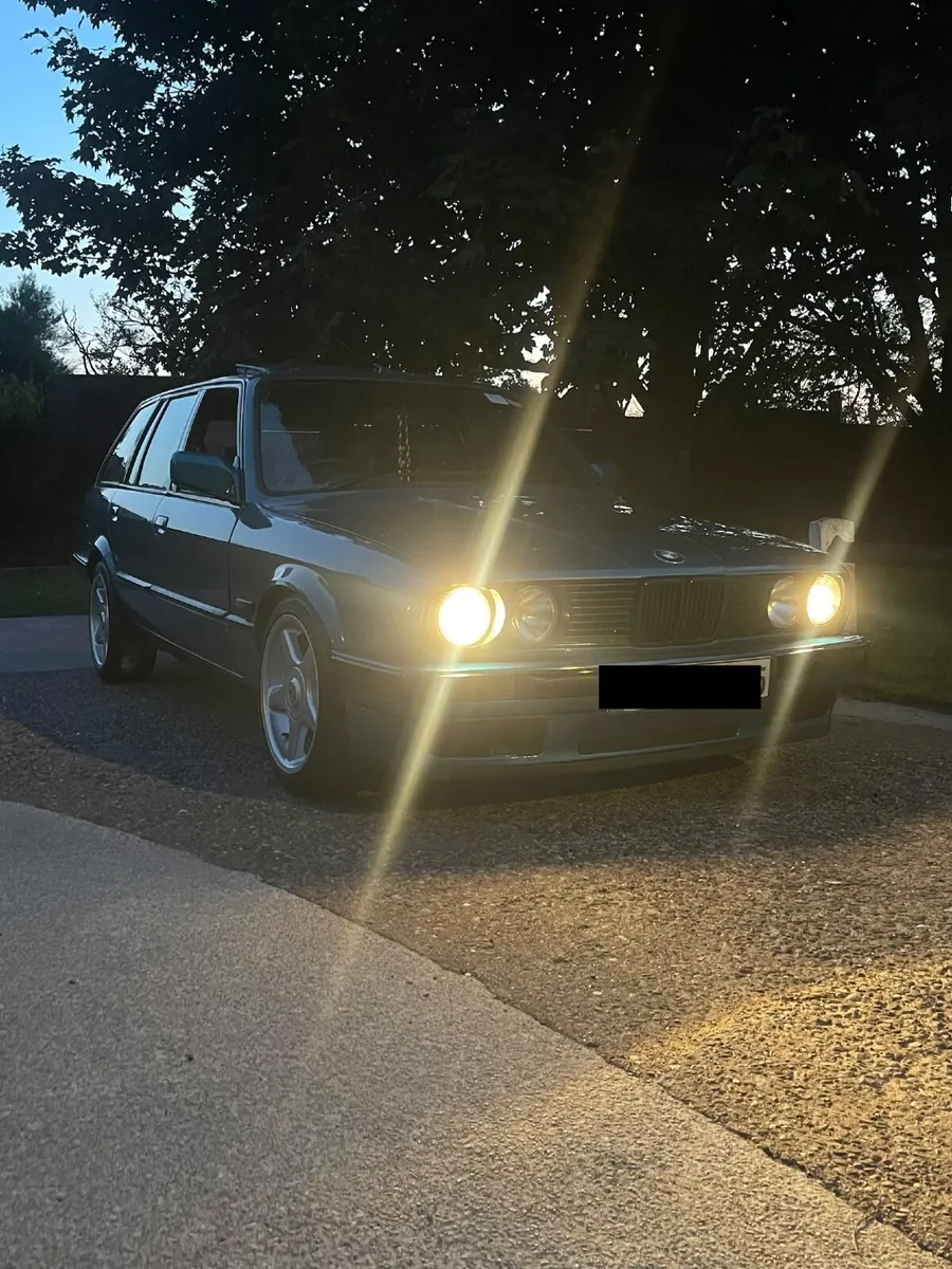 BMW 3-Series 1994 - Image 3