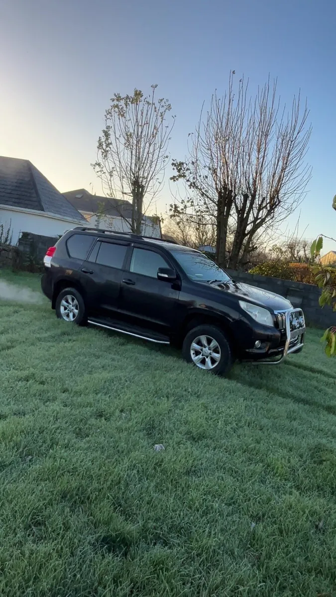 2011 Toyota Landcruiser - Image 1