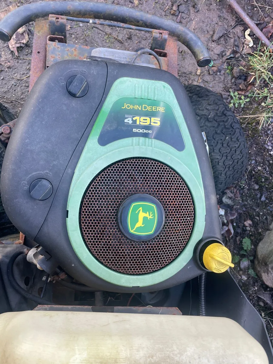 Lawnmower engine - Image 1