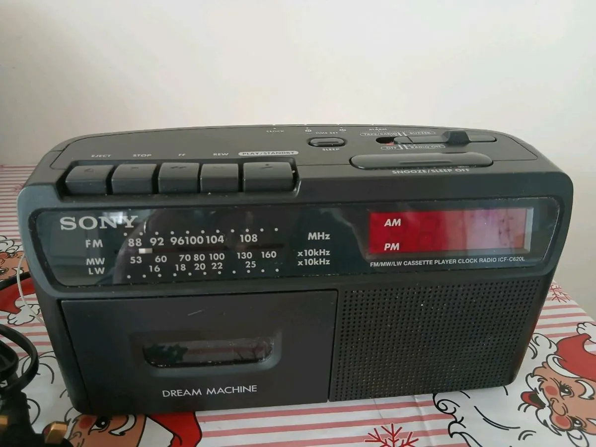 Sony cassette player - Image 2