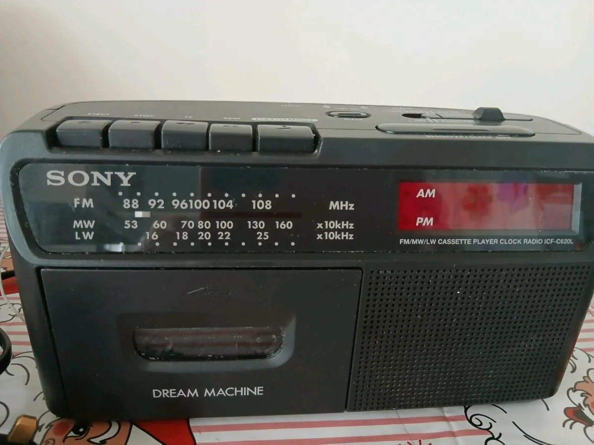 Sony cassette player - Image 3