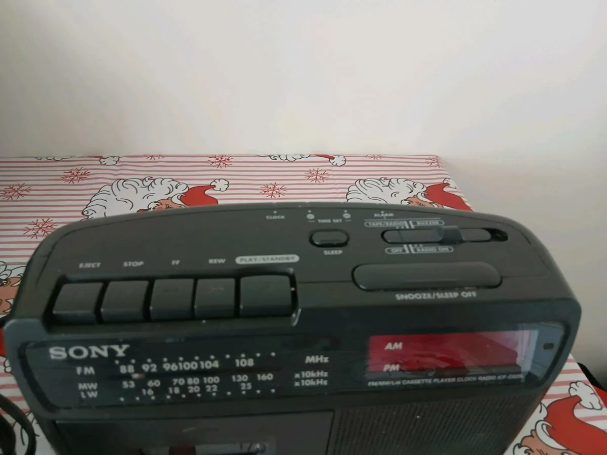Sony cassette player - Image 4