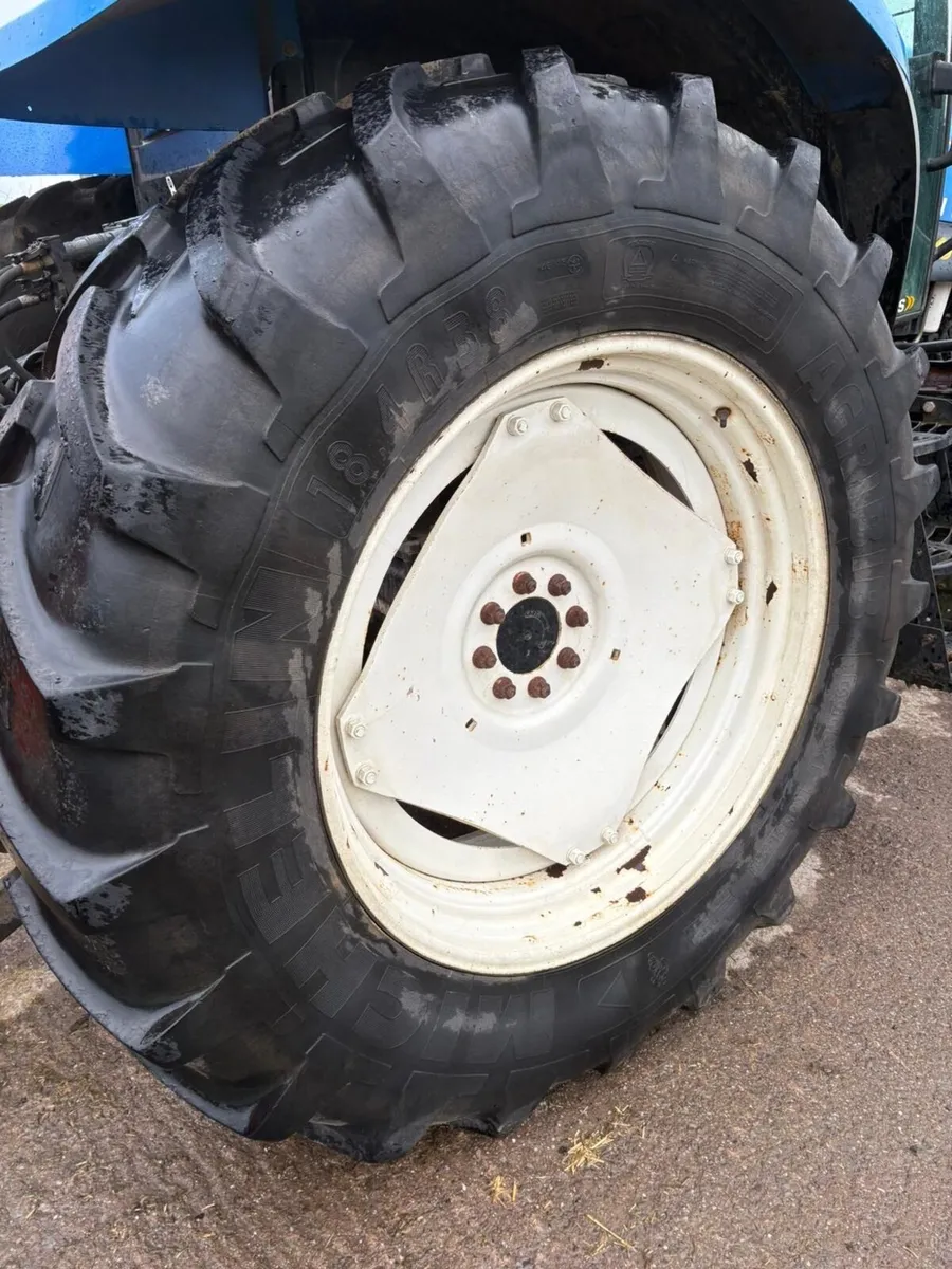 Tractor tyres - Image 2