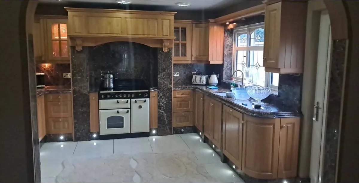 Kitchen - Image 4