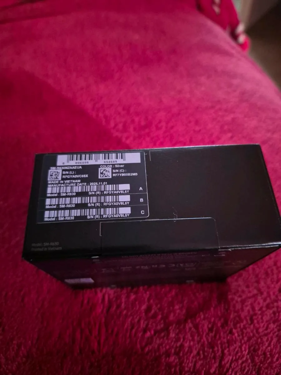 NEW SAMSUNG GALAXY BUDS3 PRO - Image 3