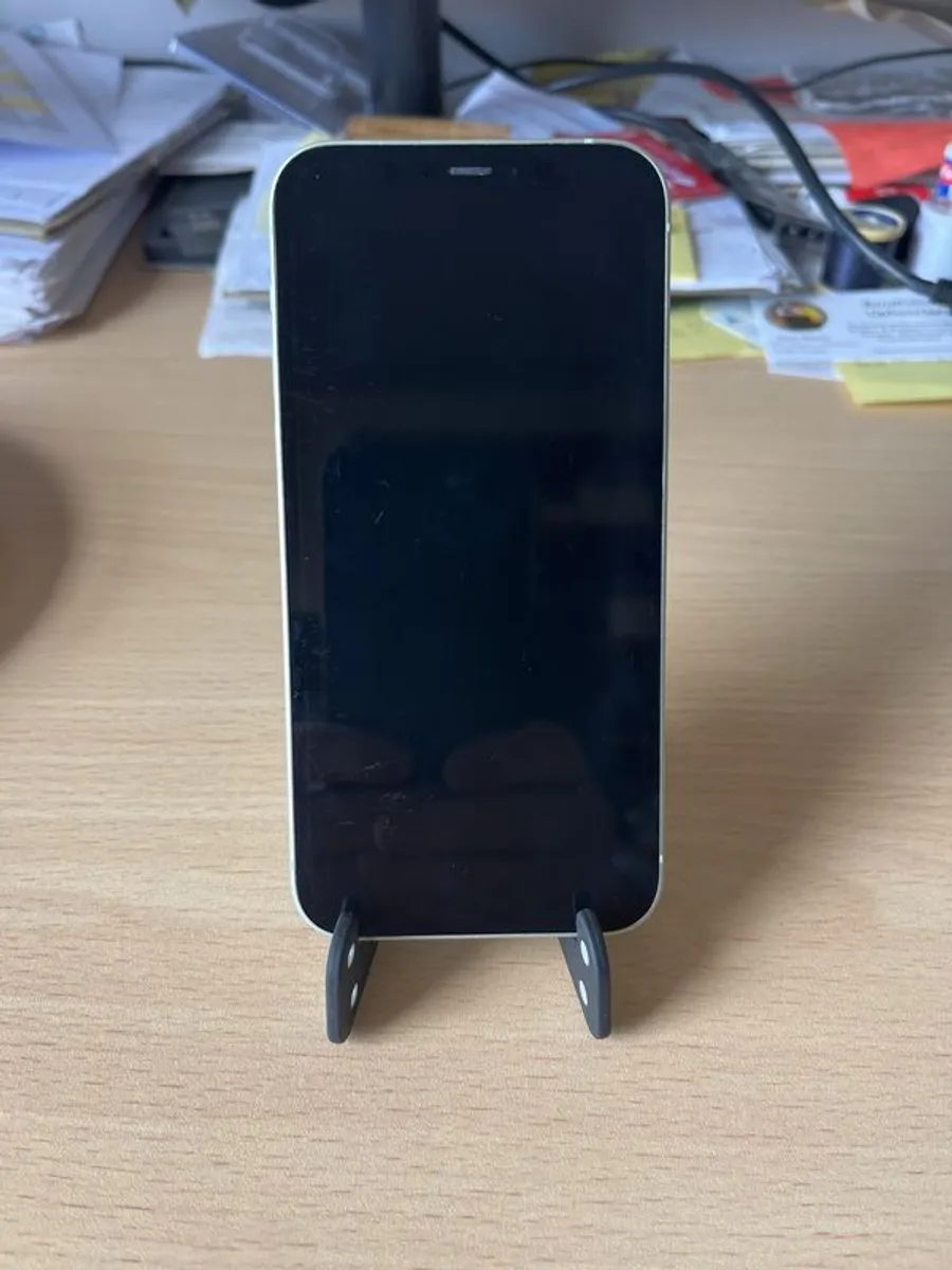 Apple iphone 12 - Image 1