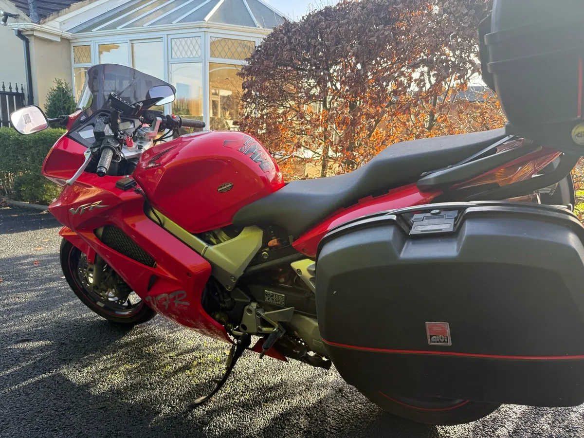 Honda vfr,Honda fireblade,Honda cbr600f and Suzuki - Image 3