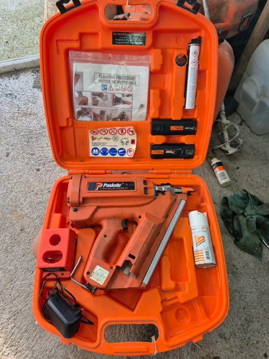 Paslode IM350/90 CT 1st Fix nail gun - Image 1