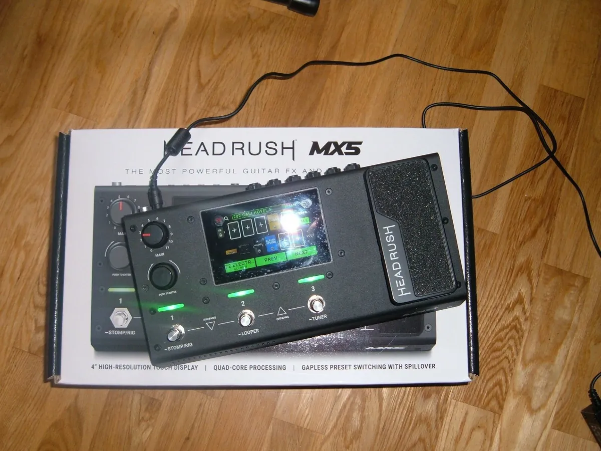 Guitar Multi Effects Pedal - Image 1