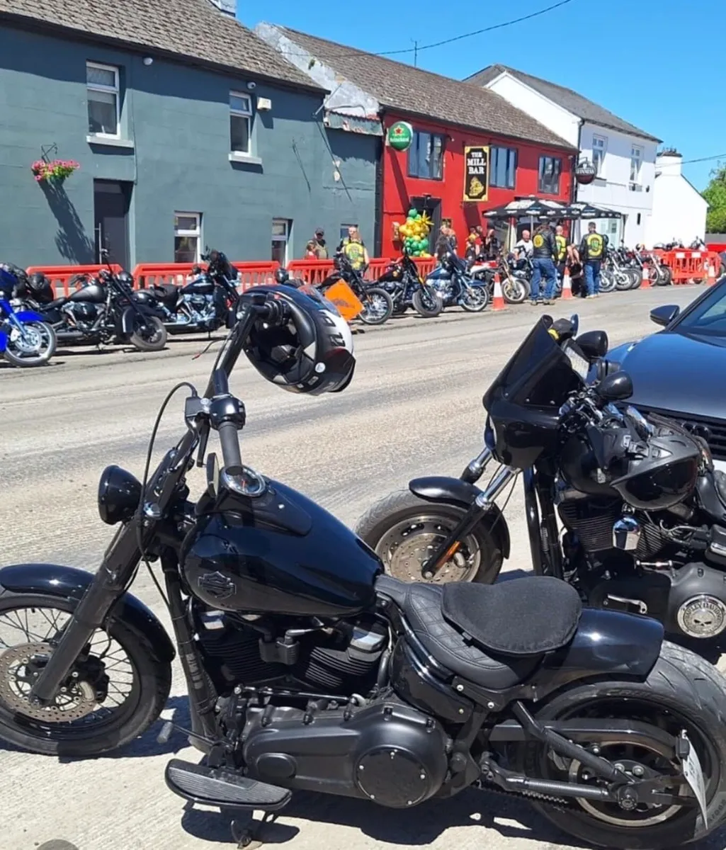 Harley Davidson Costum Slim - Image 1