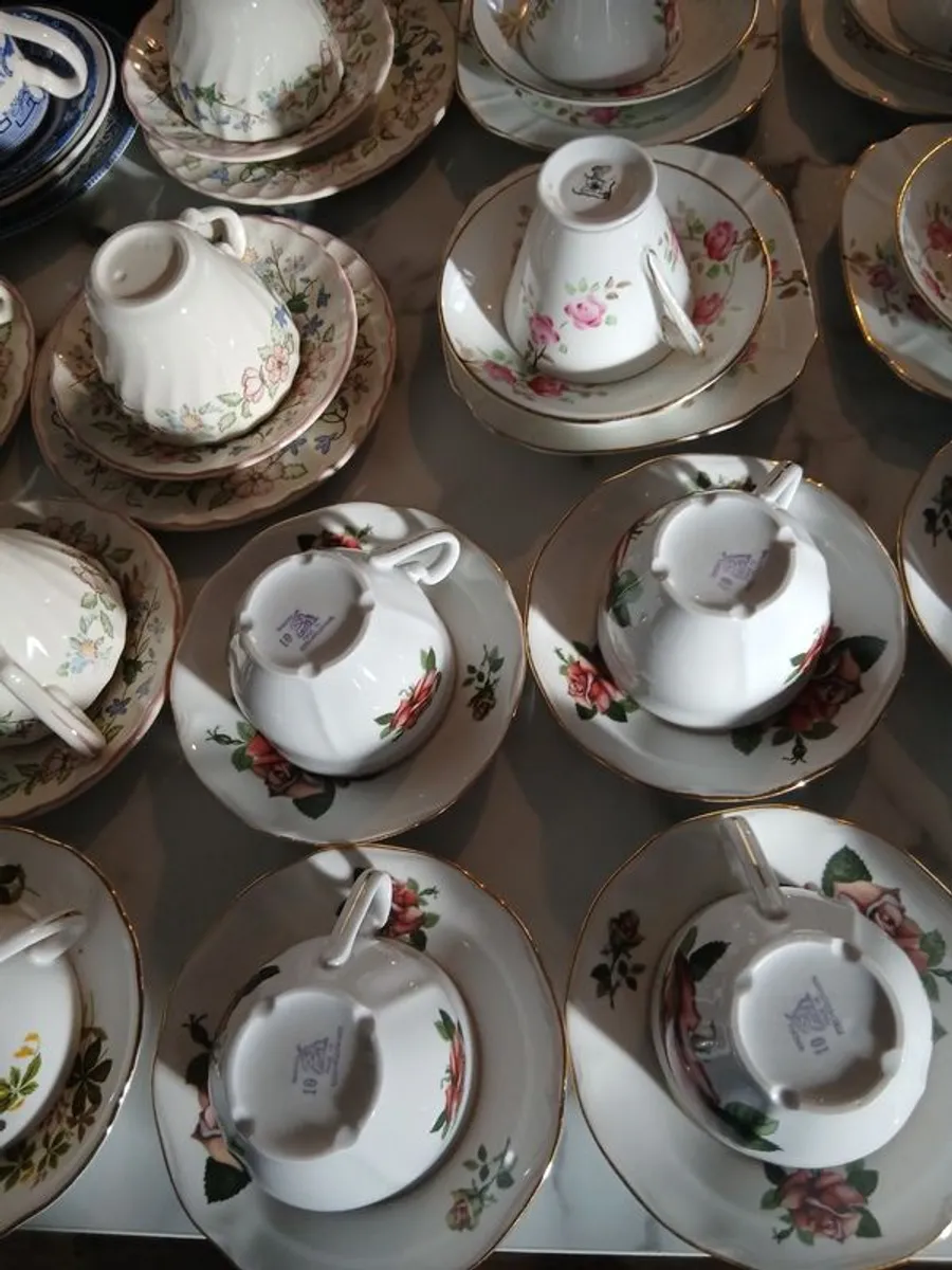 Afternoon Tea Delph and Cake Stands - Image 4