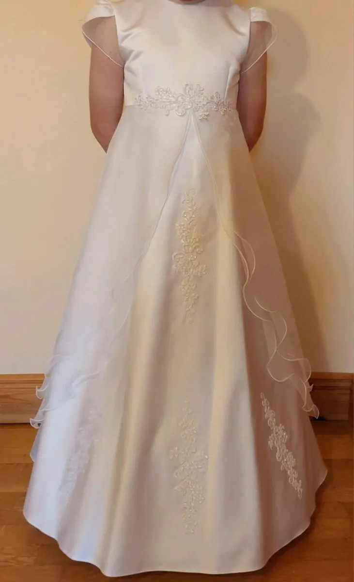 Communion Dress, shoes, headpiece & bag - Image 2