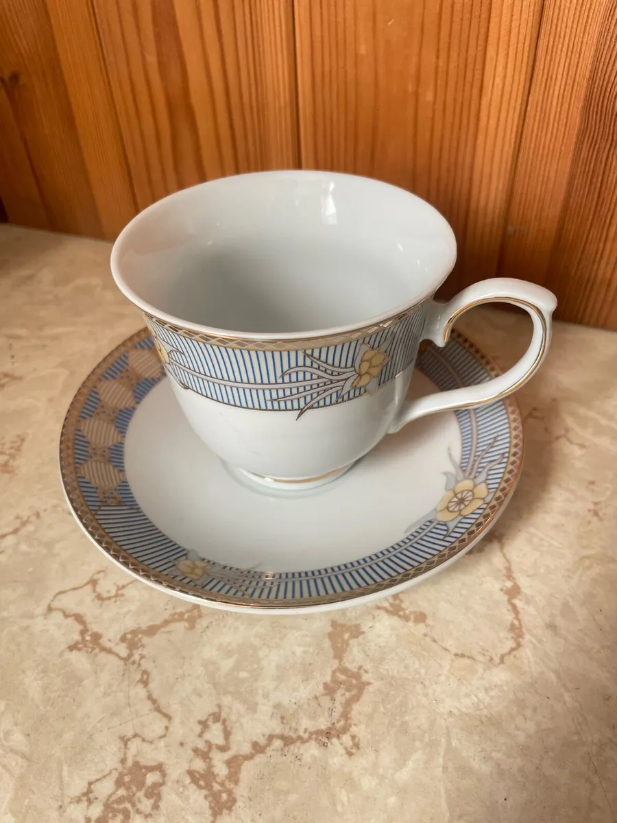 Prima Fine China Tea Set of 6 (Cups & Saucers) - Image 4