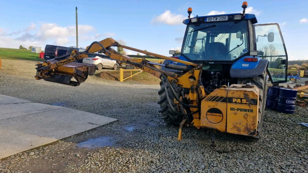 Mcconnell PA 93 hedgecutter - Image 2