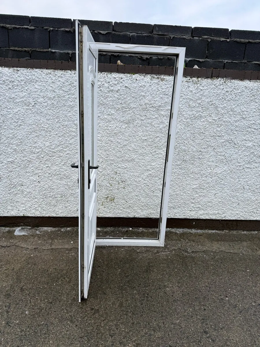 Pvc front door - Image 3